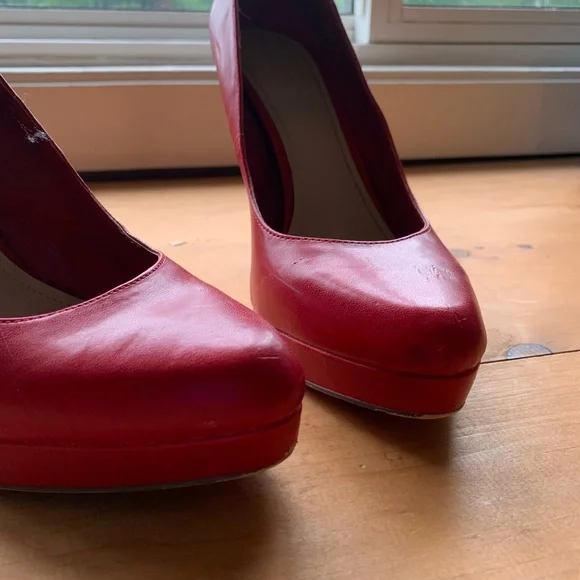 Aldo / Red / Rounded Toe / High Heels - Picture 6 of 10
